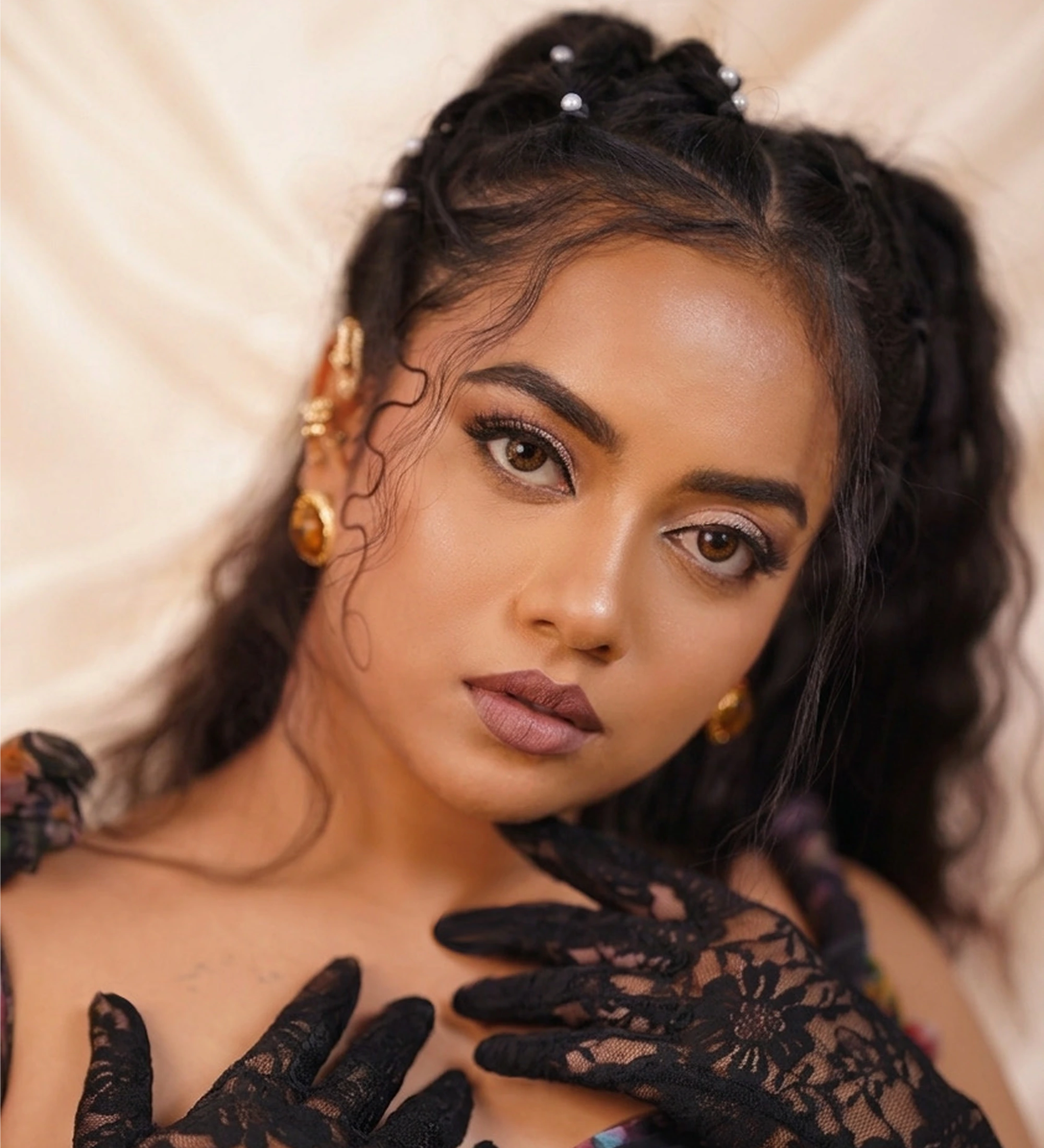 Featured look 7